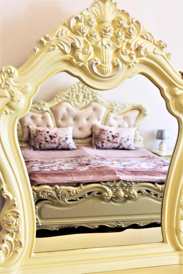Guesthouse Medea On Pushkini 4 Кутаїсі Екстер'єр фото
